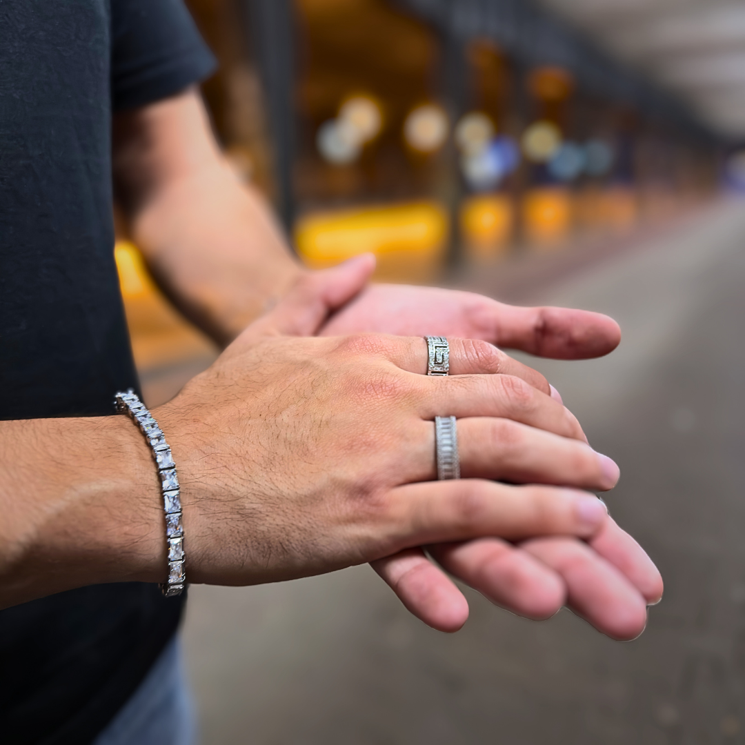 ICED TENNIS BAGUETTE ARMBAND - 4MM WEISSGOLD