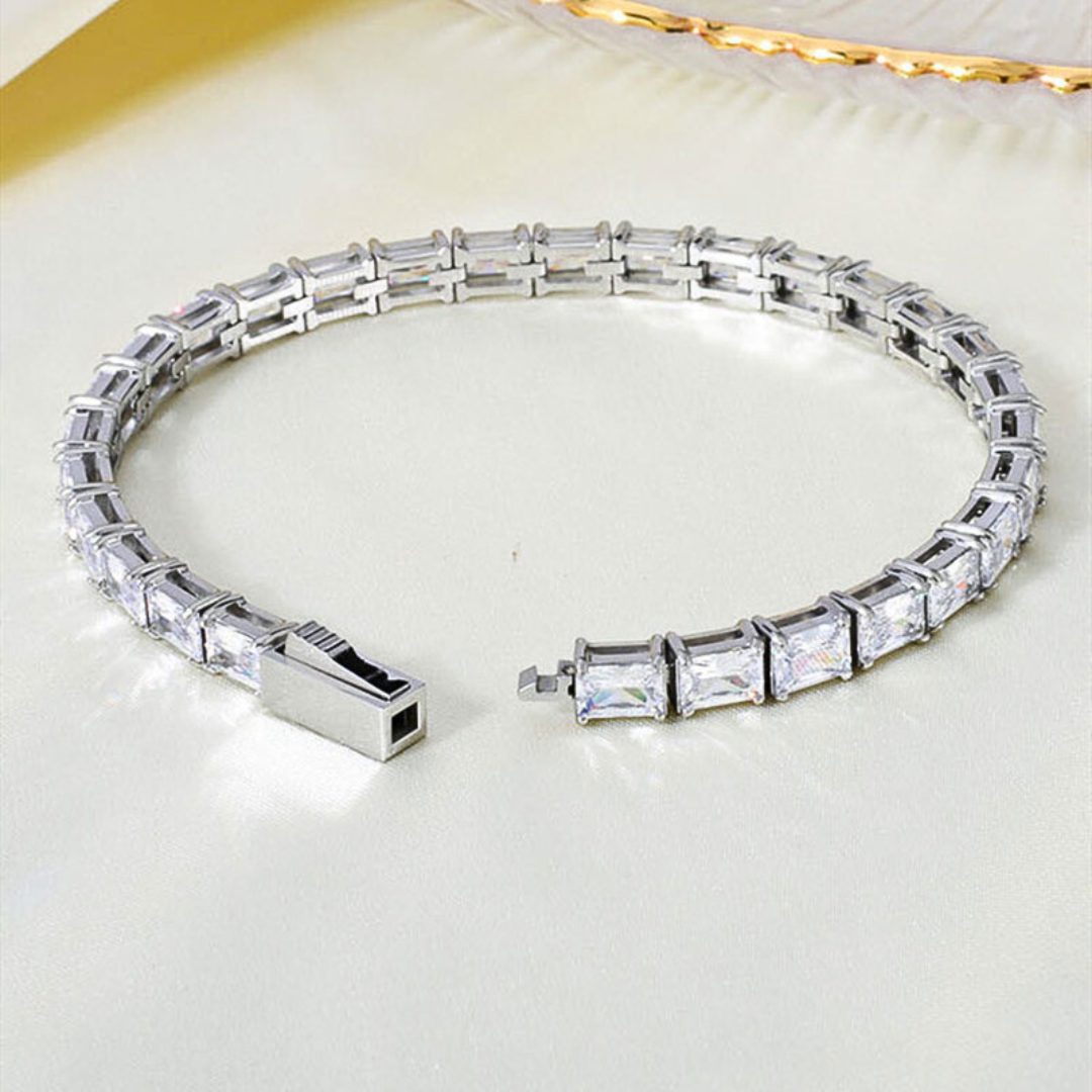 ICED TENNIS BAGUETTE ARMBAND - 4MM WEISSGOLD