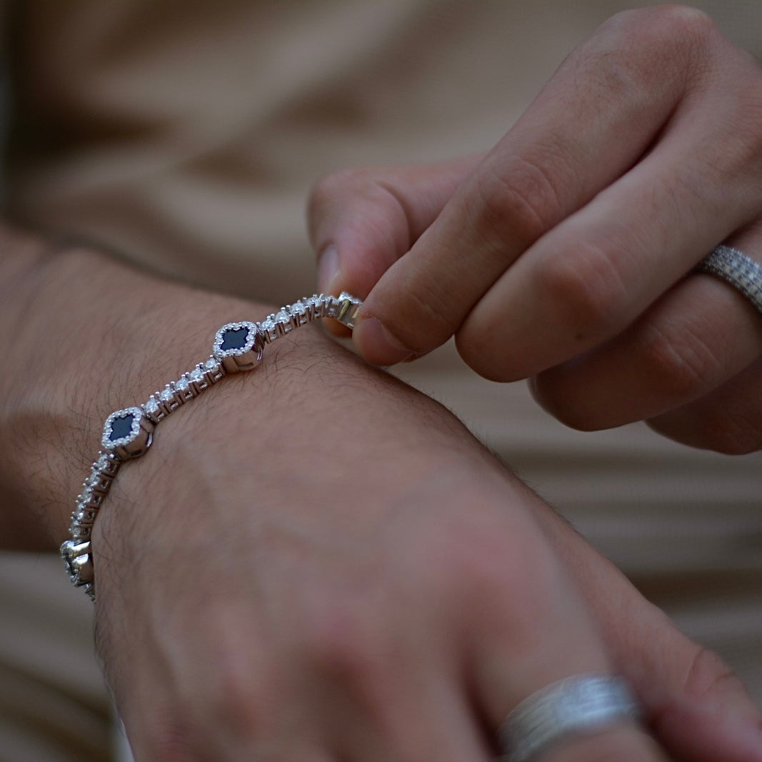 MOISSANITE BLACK CLOVER TENNIS ARMBAND S925 - WEISSGOLD