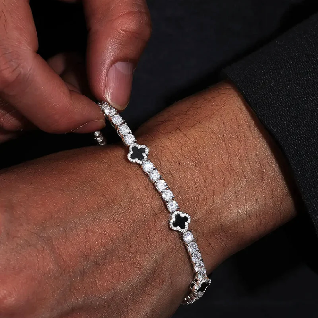 Black and gold tennis shop